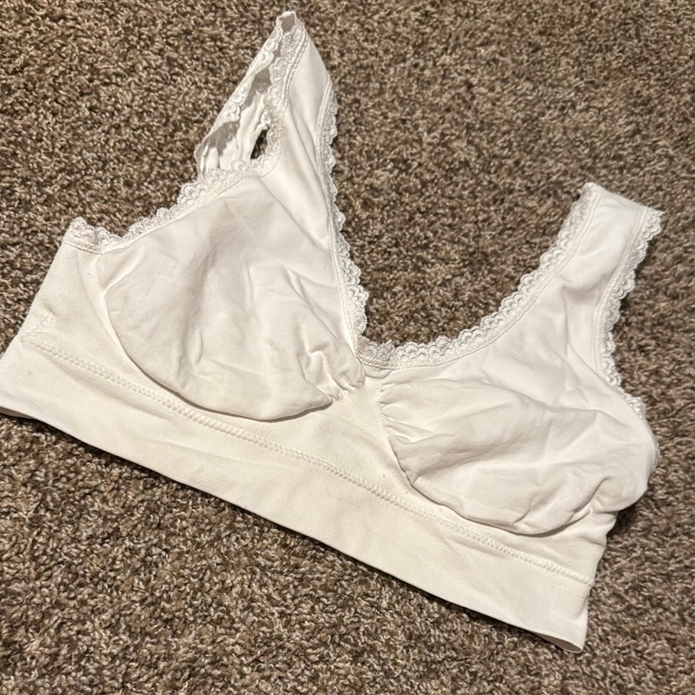 GenieBra pulll-over lace trim bra (XL/1X) - EUC!